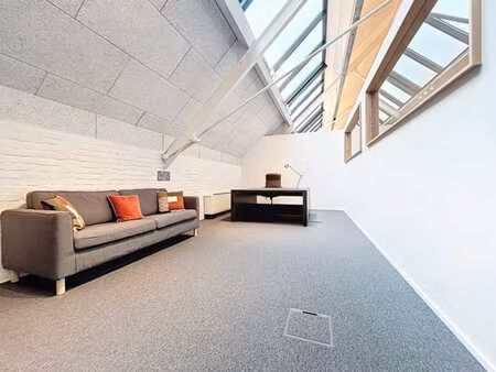 superbe bureau meuble - 4 postes de travail - bien situe