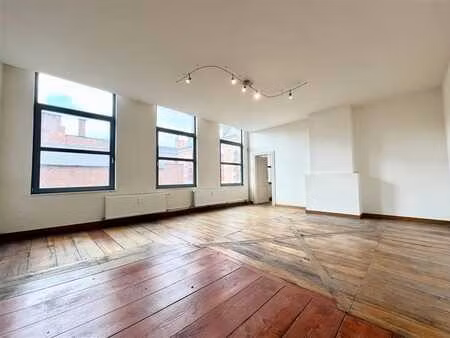 bureaux avec 1 place de parking privative au centre ville