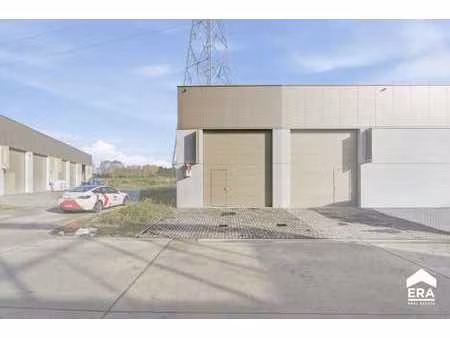 entrepôt / hangar / unité pme à louer à roulers