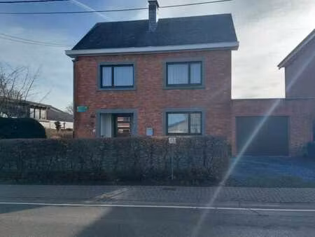 maison d'habitation avec jardin