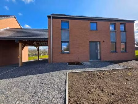 nouvelle construction située à durbuy (petithan)
