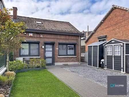 maison plain pied 2 chambres 3 façades rénovée