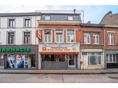 maison de commerce: boulangerie artisanale + habitation