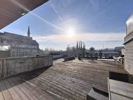 superbe appartement avec terrasse de 150m²