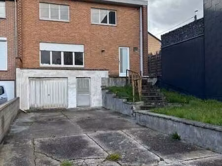 spacieuse maison 4 chambres à grâce-hollogne