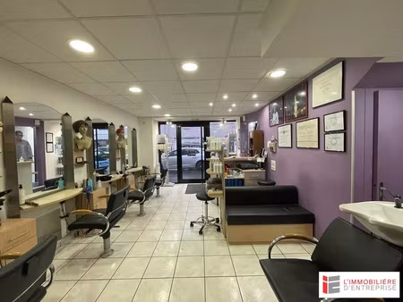 vente local industriel 85 m² lorient (56100)