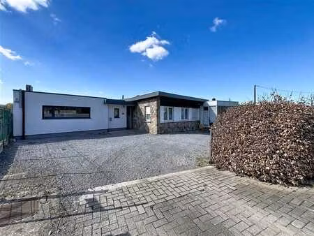 centre d'embourg / appartement 1ch. avec parking et jardin