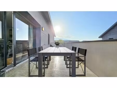 annecy chavanod – t2 dernier étage avec terrasse