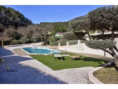 vente maison 7 pièces 262 m² à cuers (83390)  695 000 €