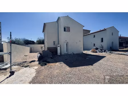 découvrez cette magnifique maison moderne individuelle  con