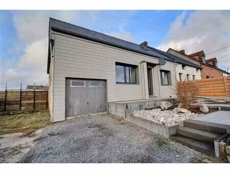 maison 3 chambres sur 8 ares 85