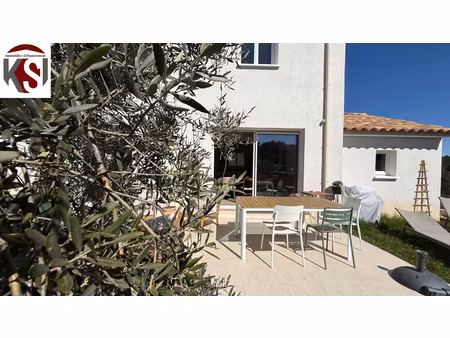 spacieuse villa t4 neuve sur env 400 m2 de terrain