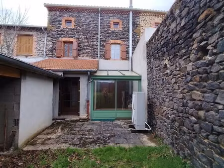 maison de village avec terrain et garage