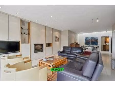 appartement duplex au rez-de-chaussée à vendre avec 3 chamb…