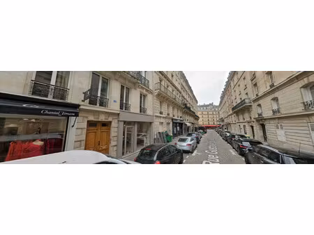 location local commercial