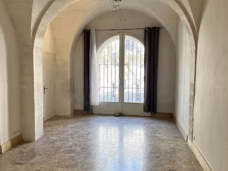 vente appartement 3 pièces 62 m² à villeneuve-les-avignon (30400)  195 000 €