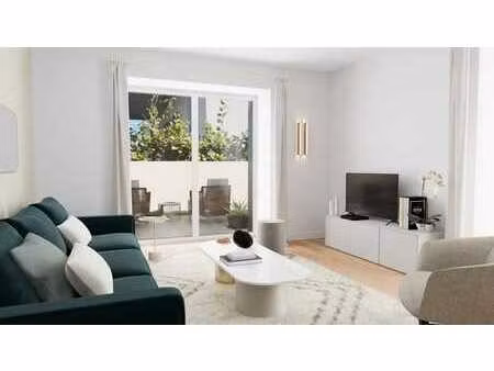 un rez-de-chaussée baigné de lumière - bâtiment c 0.1