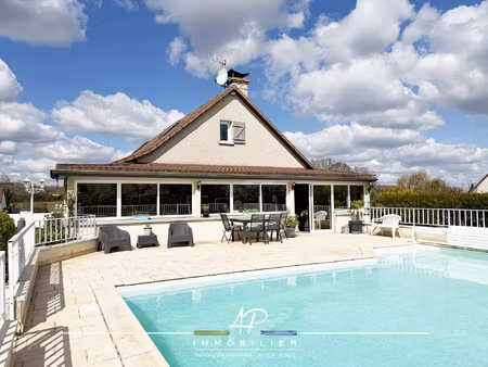 maison familiale de 150m2 habitable avec piscine sur terrain