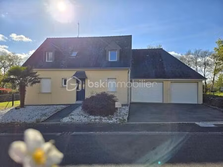 entre laval mayenne et evron  pavillon 4 chambres et bureau