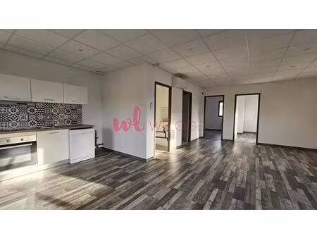 local commercial à louer - bureaux récents 77 m² -parking et climatisation - heyrieux