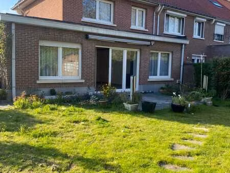 dans petit clos maison 3 ch jardin garage