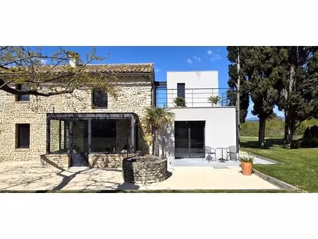 maison contemporaine de caractère  dans environnement calme et verdoyant... proche st...