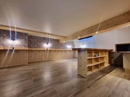 vente commerce 3 pièces 115 m² publier (74500)