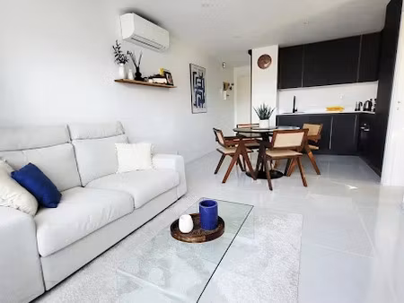 vente appartement 2 pièces 35 m² à cavalaire-sur-mer (83240)  250 000 €