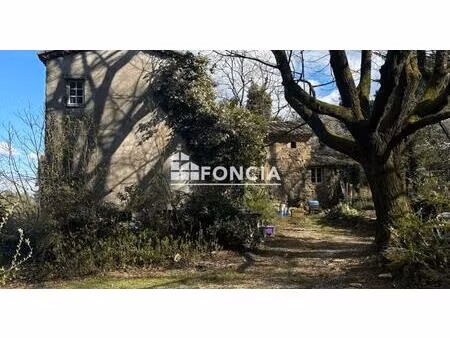 mas cévenol traditionnel sur les hauteurs d'alès