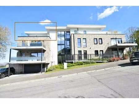 splendide penthouse: 116 m²  3 ch  terrasse 33 m²  parking