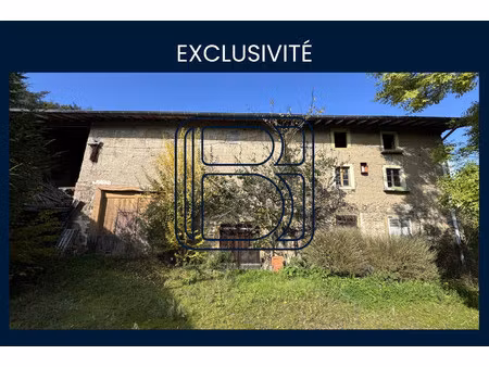 corps de ferme à rénover avec terrain attenant