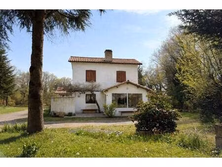 mme. valérie guyonnet duperat