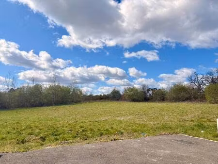 terrain constructible viabilisé à vendre