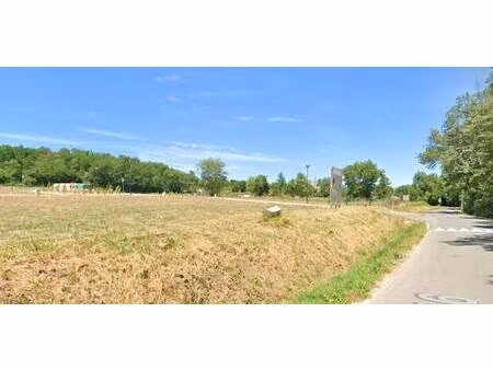 terrain constructible viabilisé à vendre