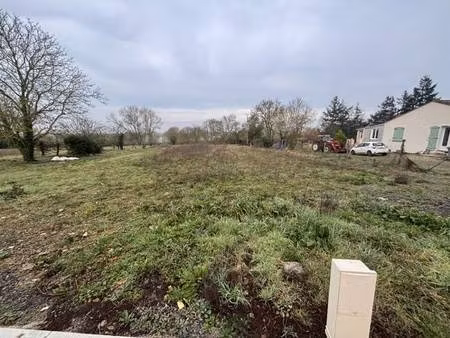 terrain constructible viabilisé à vendre