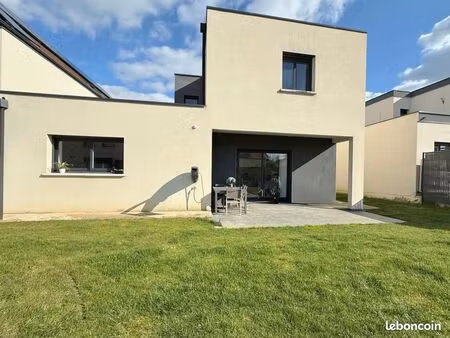maison 5 pièces 140 m²