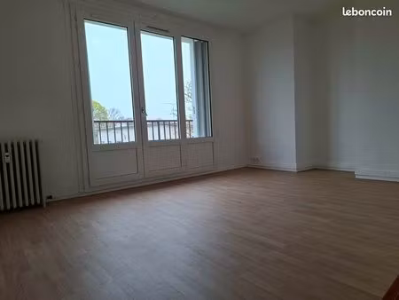 location appartement t4 luxeuil-les-bains (non meublé)