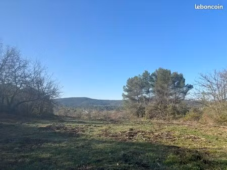 à vendre terrain naturel avec eau