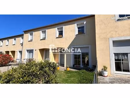 rare sur le secteur situé dans la résidence la plus recherchée de la ville  au cœur du trè