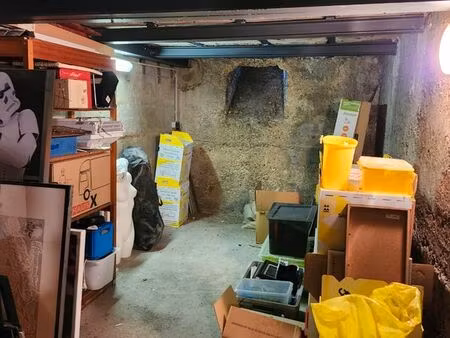 cave de 13 m2