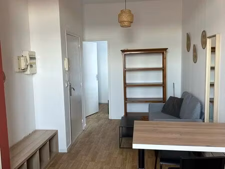 location appartement t1bis meublé de 27m2 - coup de cœur