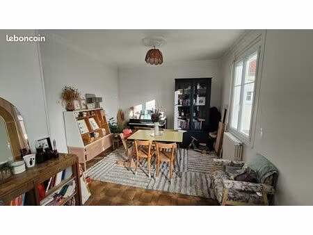 maison de ville avec jardinet proche gare