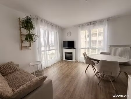 appartement 3 pièces 64 m²