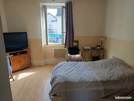 ? t2 meublé avec grande terrasse – rue du président wilson