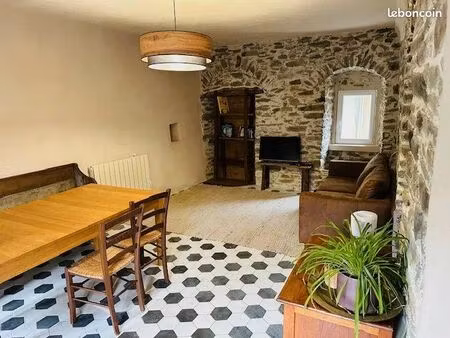 appartement 3 pièces 50 m²