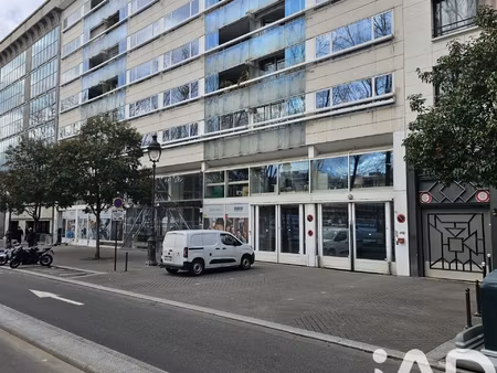 vente garage undefined m²