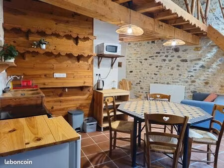 appartement meublé - proche vic-le-comte