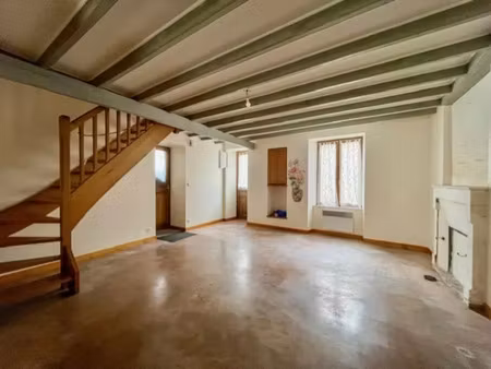 vente maison 4 pièces 101 m² assais-les-jumeaux (79600)