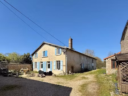 vente maison 12 pièces 321 m² chef-boutonne (79110)