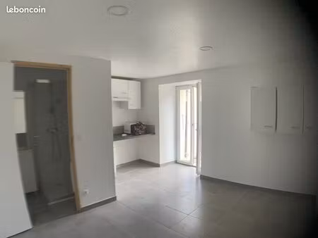 studio 1 pièce 17 m²